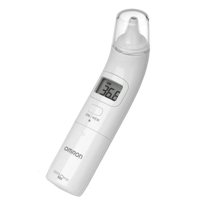 OMRON Gentle Temp 520 kulaktan ateş ölçer cihazı, prob kapakları ve koruyucu saklama kılıfı ile birlikte